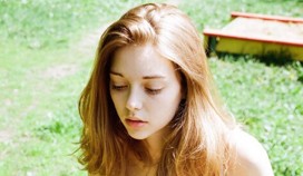 德信体育：短卷发怎么打理好看 时尚短发烫发造型颜值上升